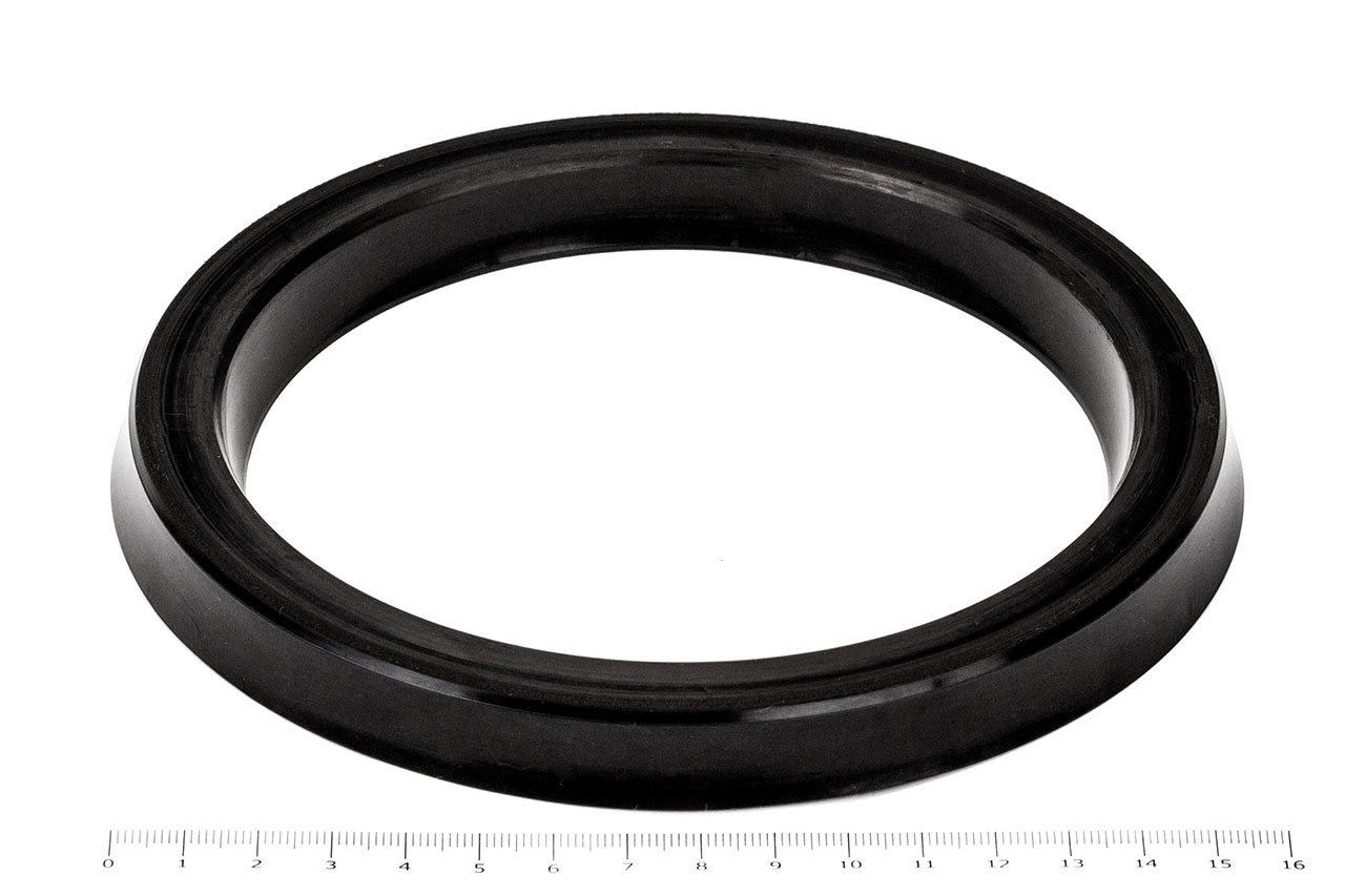 Манжета 130х160  h=15  ТУ 38-1051725-86